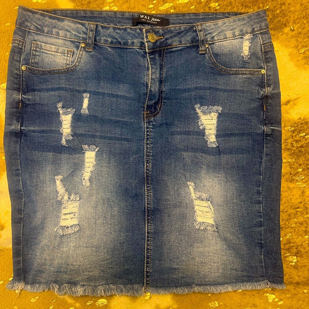 Denim pencil skirt